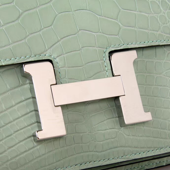 Hermès（爱马仕）Constance空姐包 19CM 银扣 薄荷绿 亮面鳄鱼 原单品质