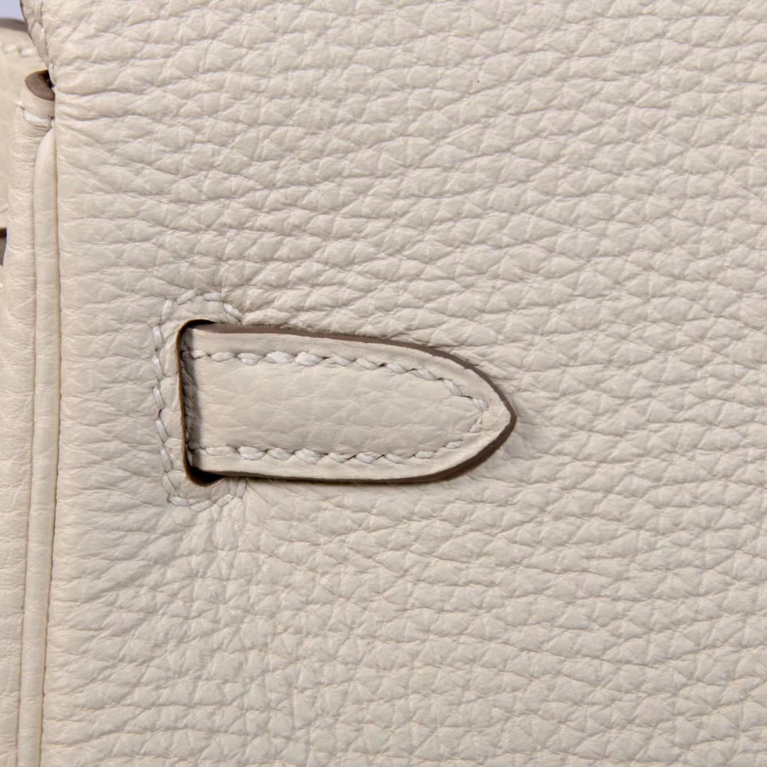 Hermès（爱马仕）Birkin 28 奶白色 Togo 金扣