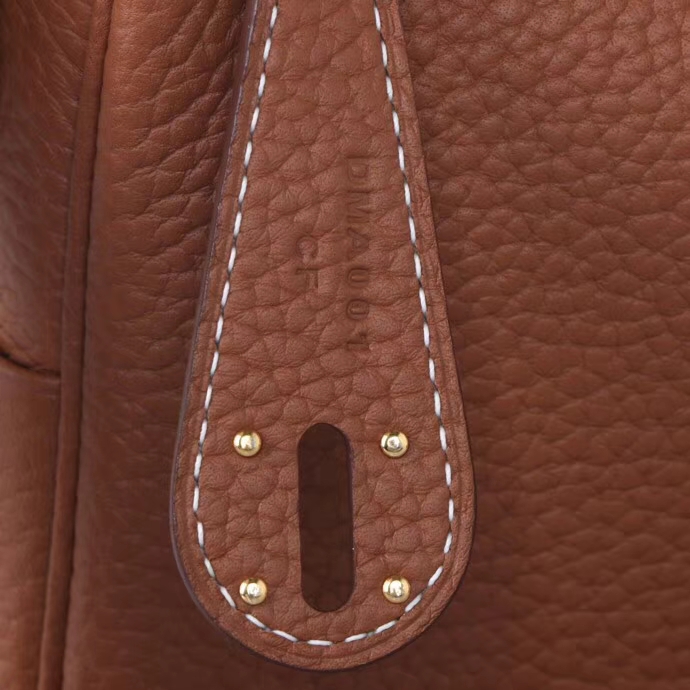 Hermès（爱马仕）mini lindy琳迪包 驼色 taurillon clemence 金扣 20cm