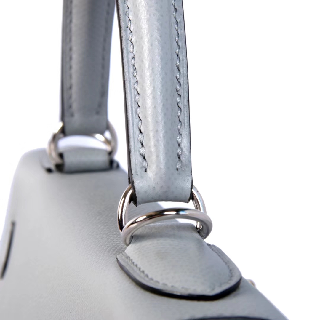 Hermès（爱马仕）Kelly 凯莉包 冰川灰 原厂御用顶级Epsom 皮 银扣 28cm