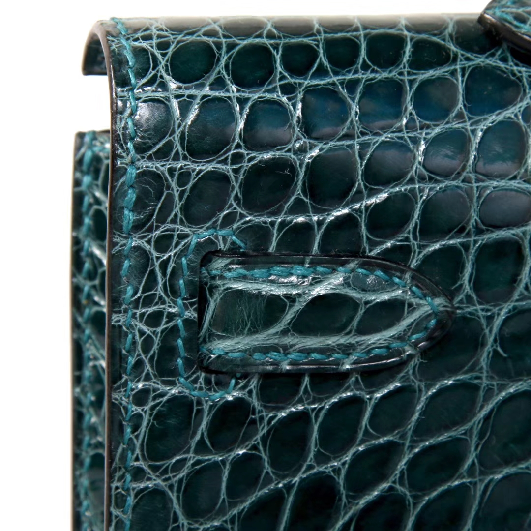 Hermès（爱马仕）Kelly Cut长款手包 翡翠绿 鳄鱼皮 银扣31CM