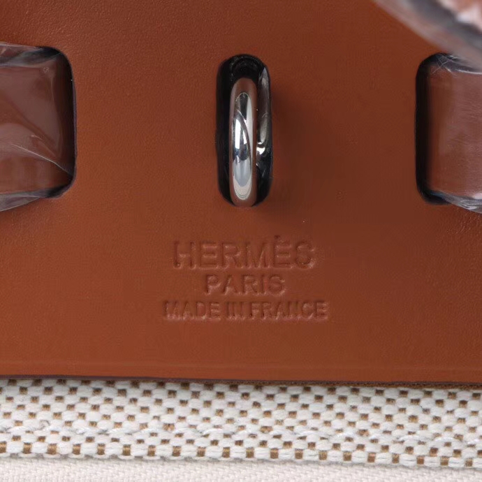 Hermès（爱马仕）Herbag 驼色马鞍皮拼 原色帆布 31cm 现货