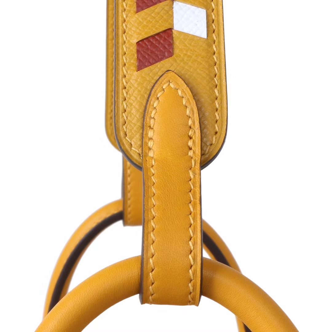 Hermès（爱马仕）Lindy琳迪包 9D琥珀黄 swift皮 银扣 26cm