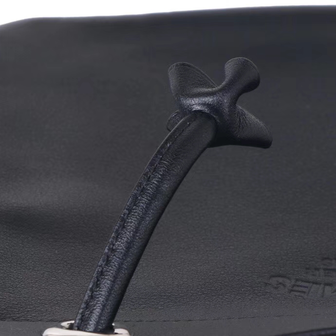 Hermès（爱马仕）19年新款 Aline艾琳包 黑色 原版swift皮 百搭款 24cm