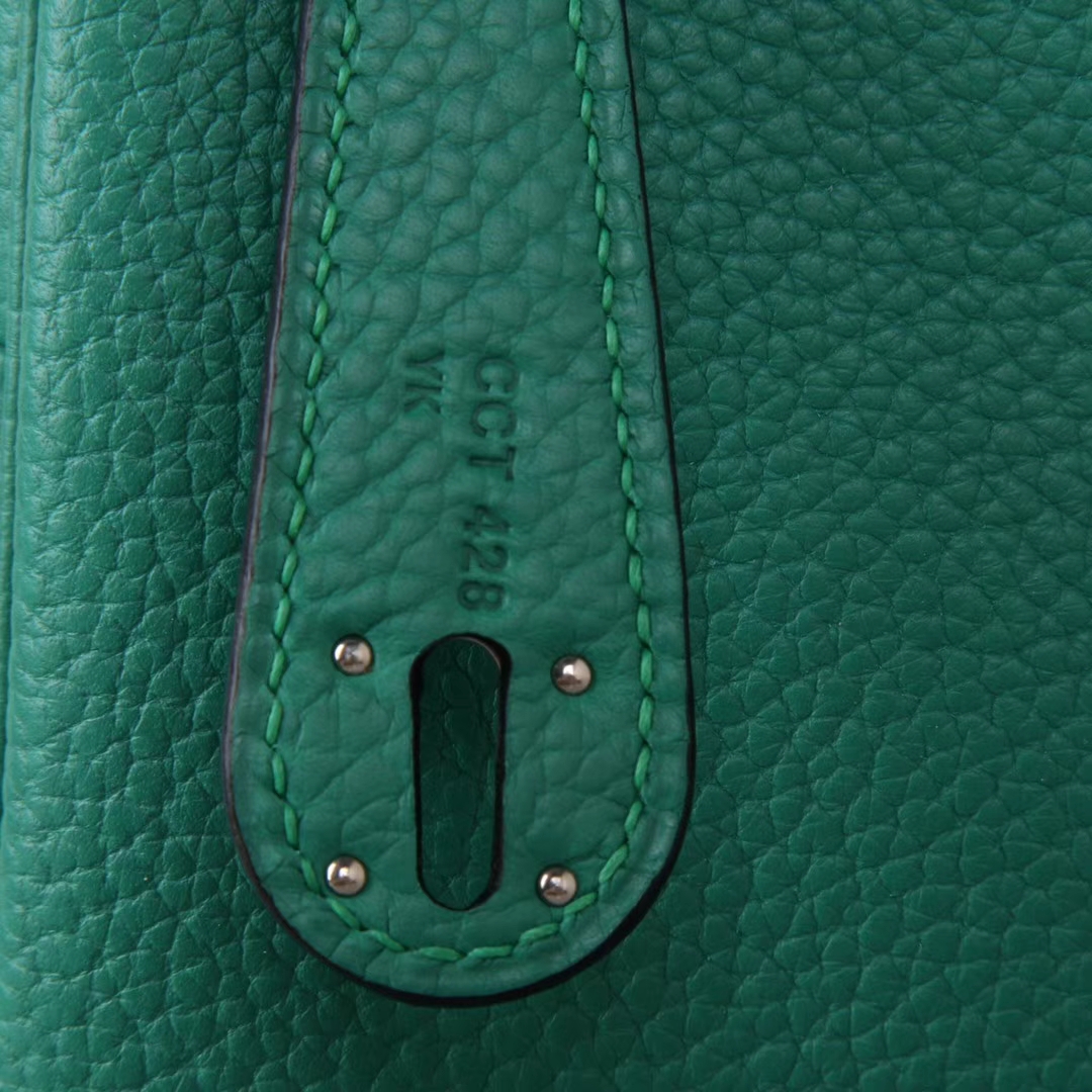 Hermès（爱马仕）lindy琳迪包 丝绒绿 Togo 银扣 30cm