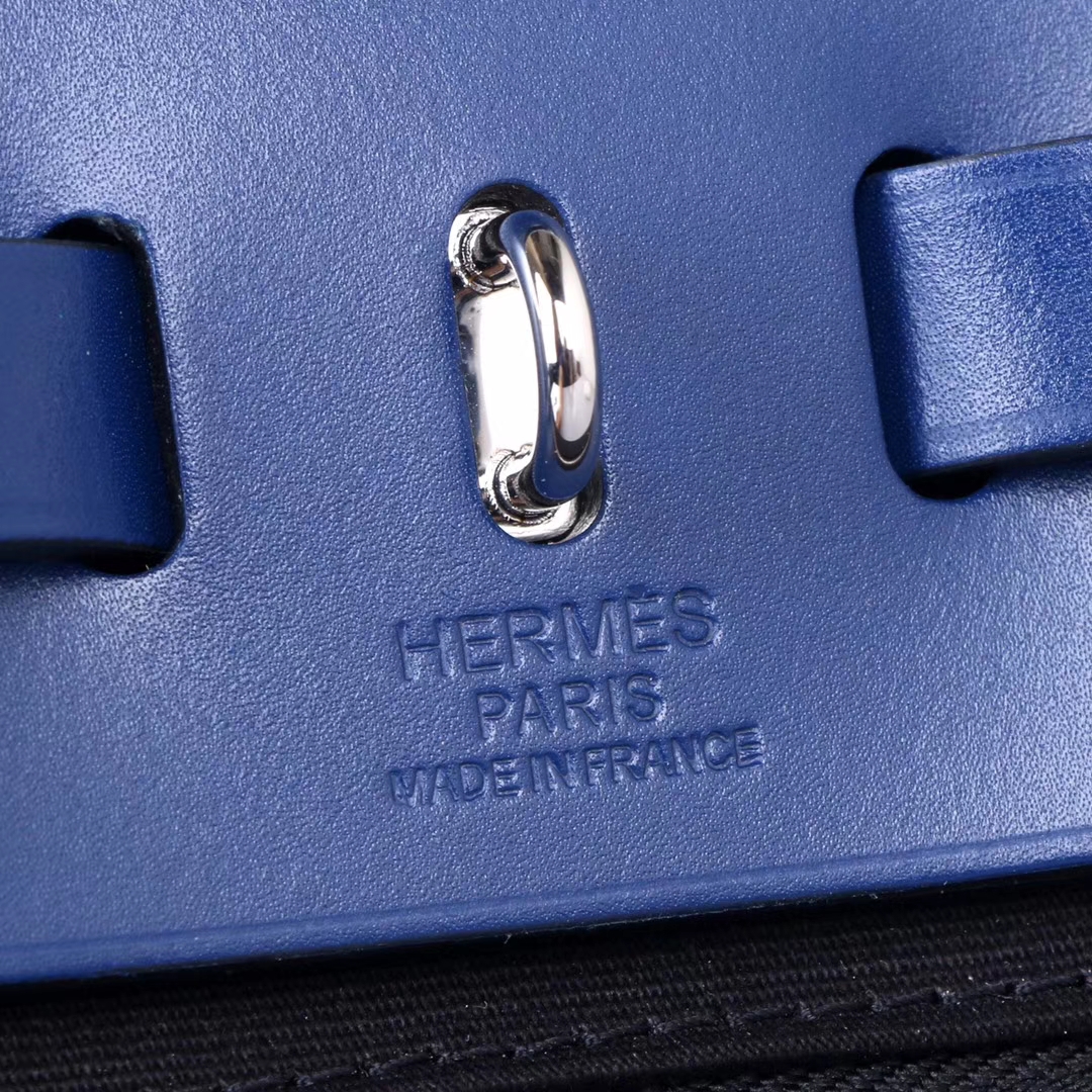 Hermès（爱马仕）herbag马鞍包 电光蓝马鞍皮拼黑色帆布 31cm