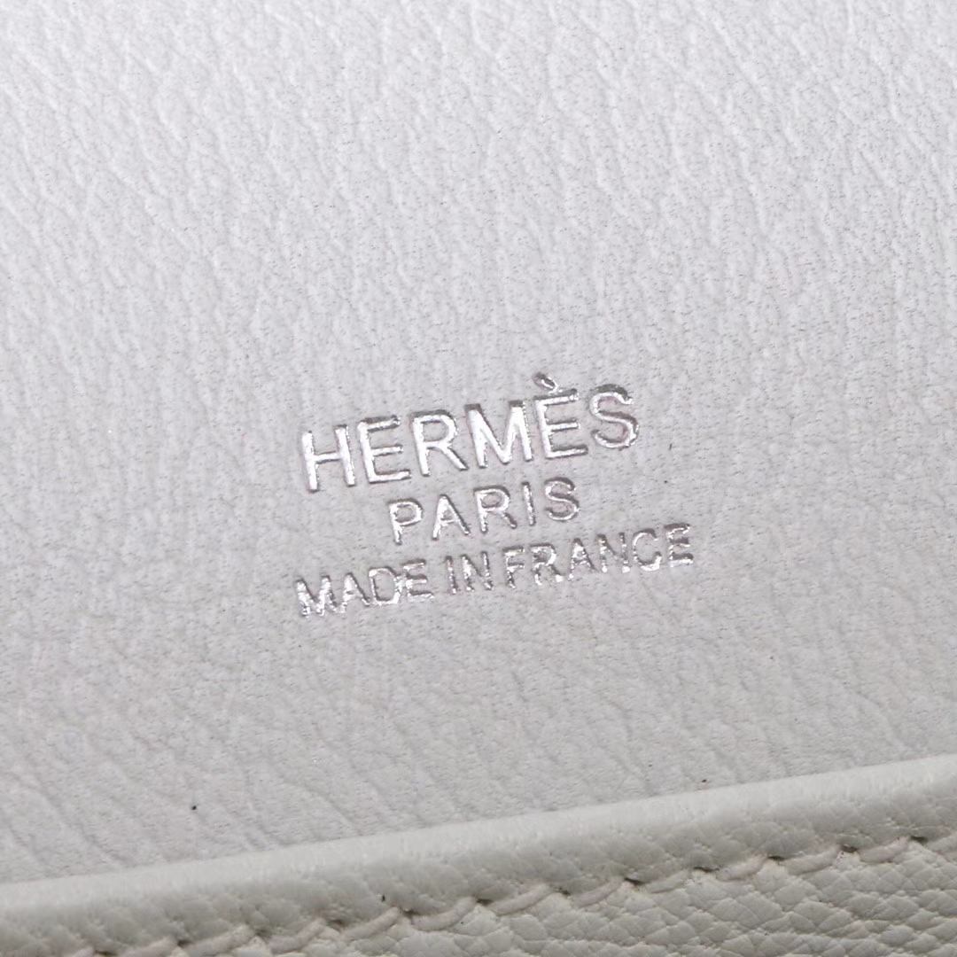 Hermès（爱马仕）Roulis 猪鼻包‎ 19cm 银扣 8L冰‎川白 everclor