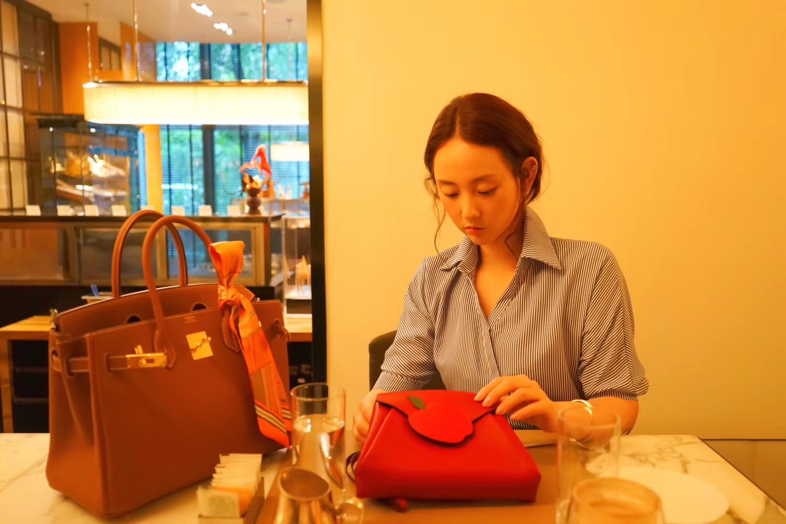 Hermès（爱马仕）Birkin 铂金包 金棕色  togo 金扣 30cm