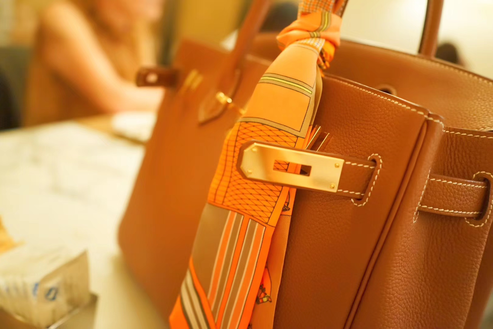 Hermès（爱马仕）Birkin 铂金包 金棕色  togo 金扣 30cm