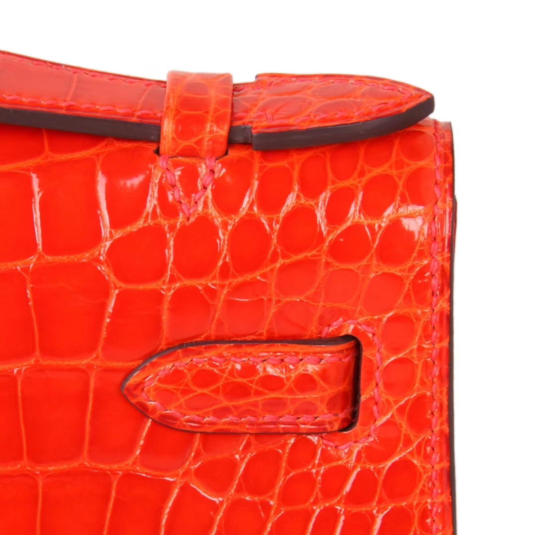 Hermès（爱马仕）mini kelly 一​代 22cm 火焰橙 亮​面鳄‎鱼 金扣