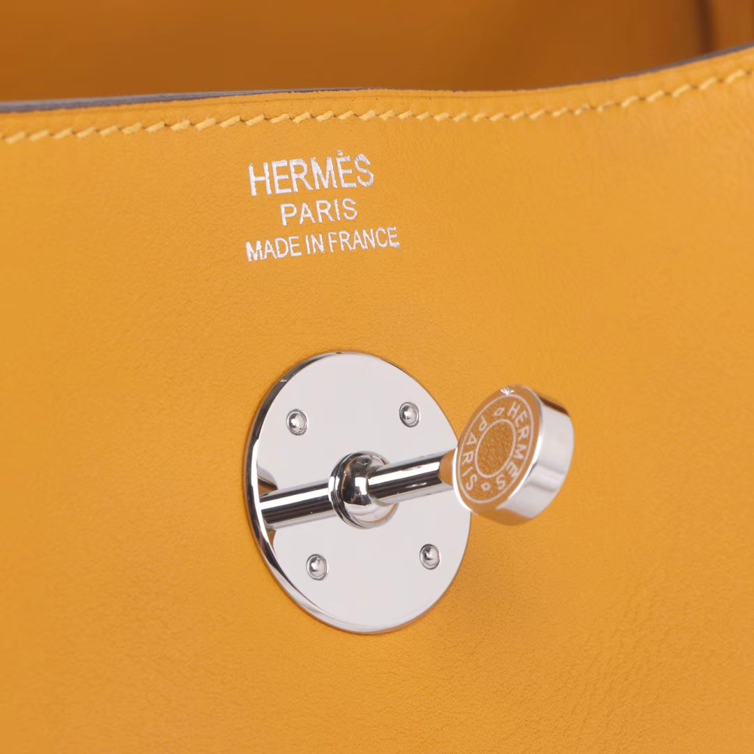 Hermès（爱马仕）lindy 琳迪包 9D琥珀黄 swift皮 银扣 30cm