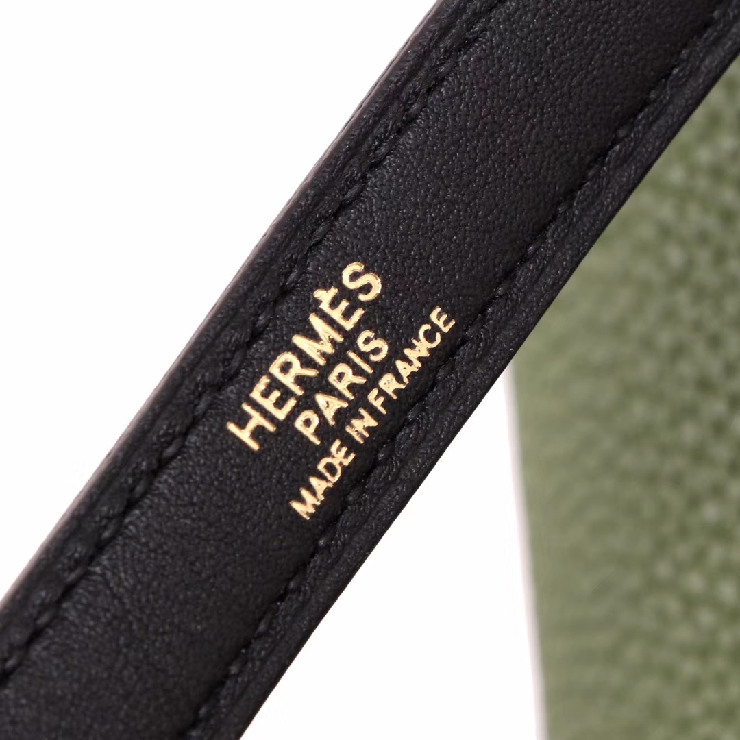 Hermès（爱马仕）Kelly2424 丛林绿拼黑色 Togo 金扣 29cm