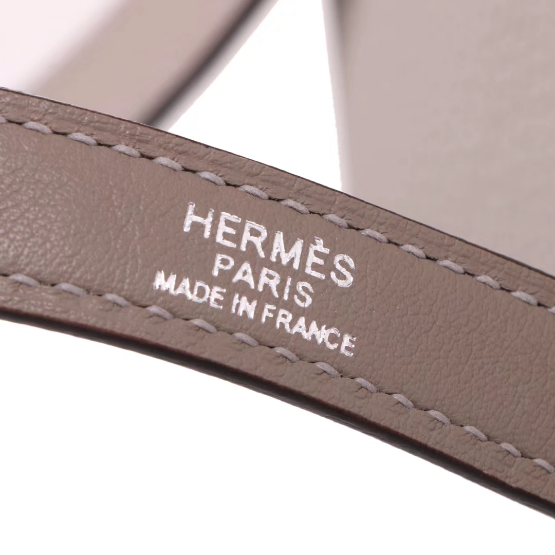 Hermès（爱马仕）Kelly2424 斑鸠灰 Togo 银扣 29cm