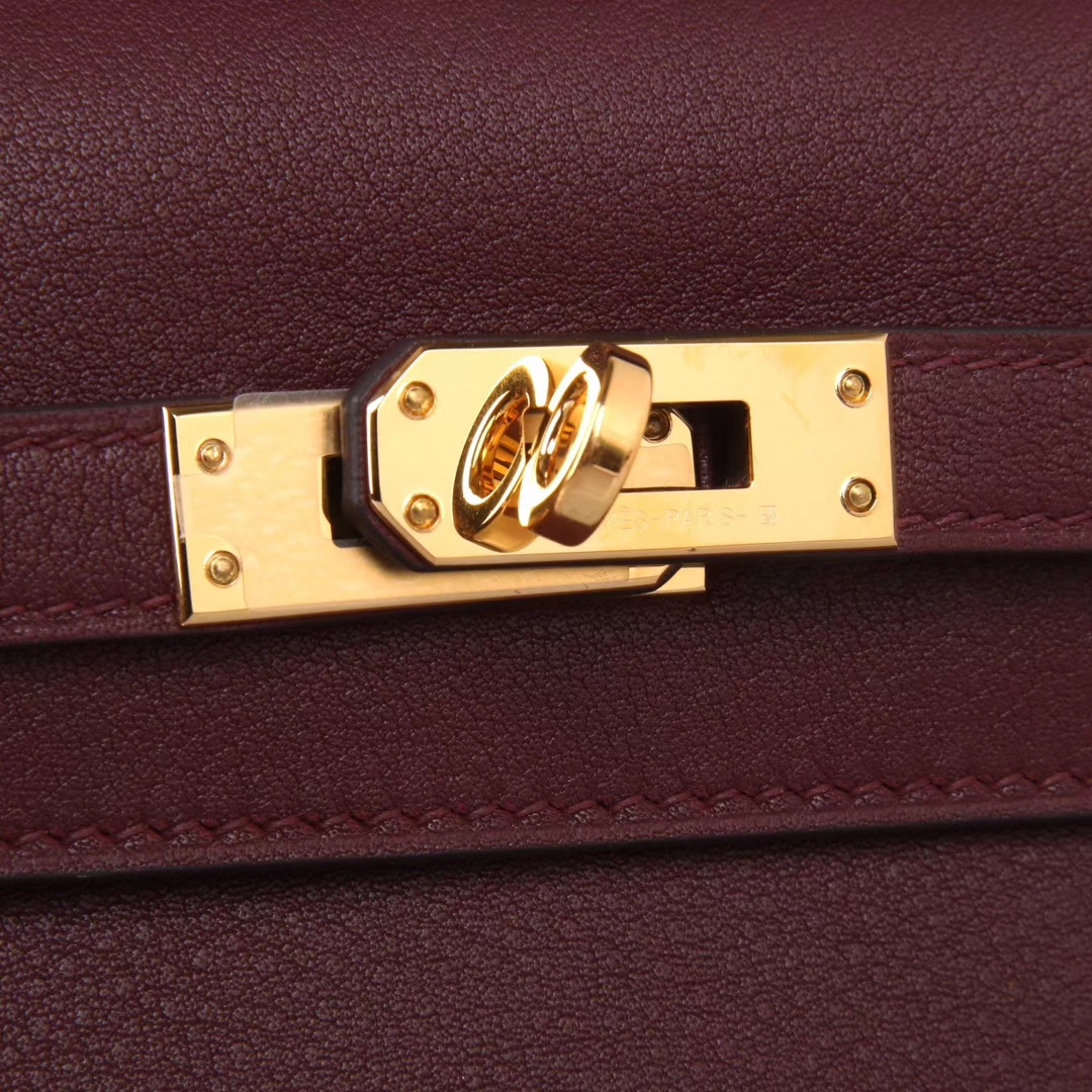 Hermès（爱马仕）miniKelly 一代 22cm 石榴红 金扣 swift