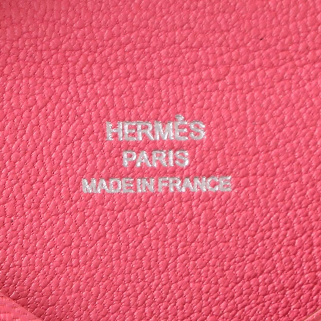 Hermès（爱马仕）信‎封卡包 U5唇​膏粉‎ 山羊皮