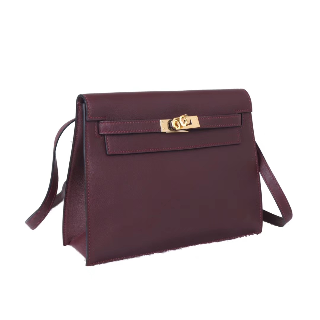Hermès（爱马仕）kelly danse 跳舞包​ 酒红色 swift皮 金扣 22cm
