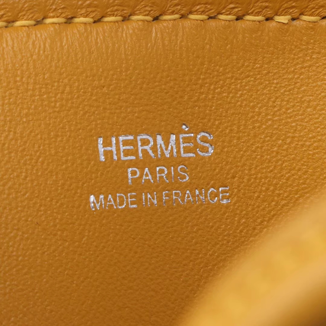 Hermès（爱马仕）mini Bolide 保龄球包 17 银​扣  琥‎珀‎黄  Togo