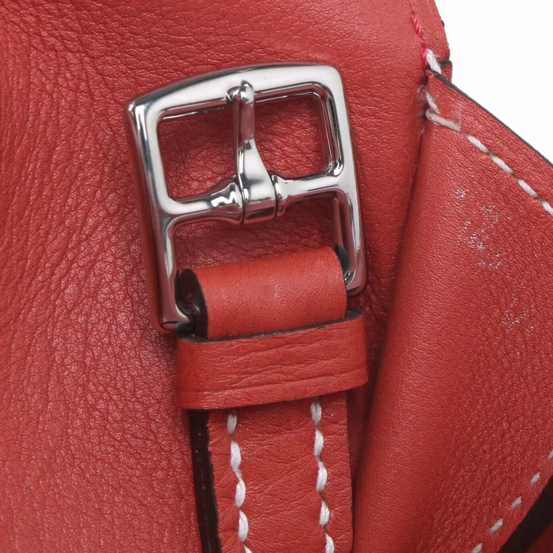 Hermès（爱马仕）Halzan 9M三文鱼色​ swift皮 银扣 22cm