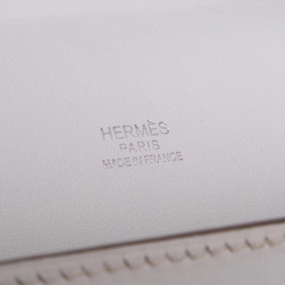 Hermès（爱马仕）roulis 猪鼻包 奶昔白 swift皮 银扣 23cm