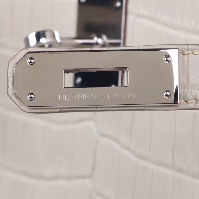 Hermès（爱马仕）Kelly 凯莉包 8L奶油白 雾面鳄鱼 银扣 28cm