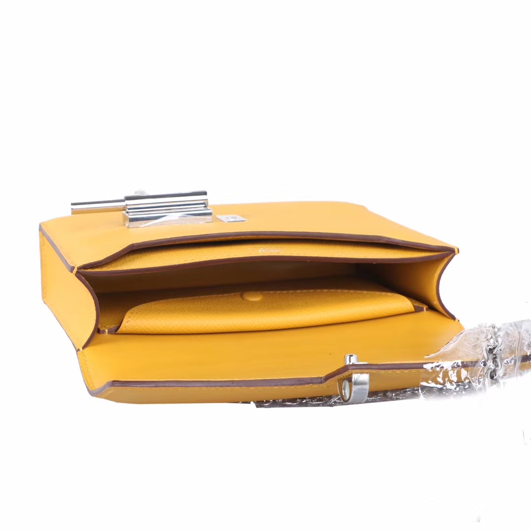 Hermès（爱马仕）Verrou 锁链包 9D琥珀黄 epsom皮 银扣 17cm