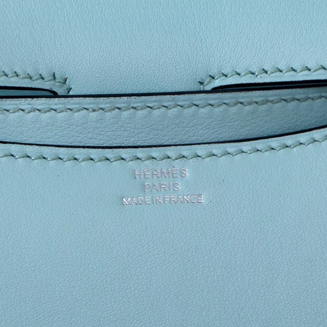 Hermès（爱马仕）Constance 空姐包 微风蓝  swift皮 银扣 19cm