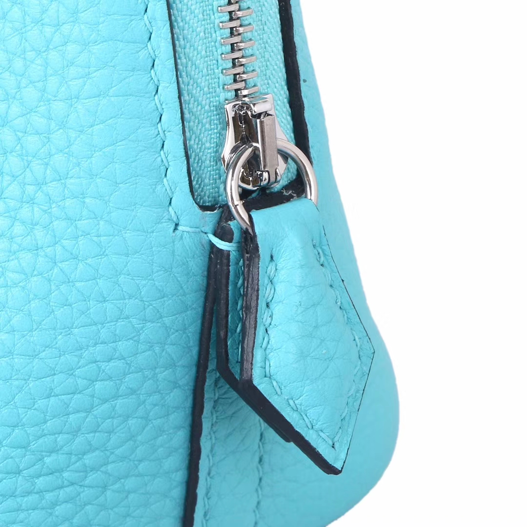 Hermès（爱马仕）mini Bolide 迷你保龄球包 马卡龙蓝 togo 银扣 17cm