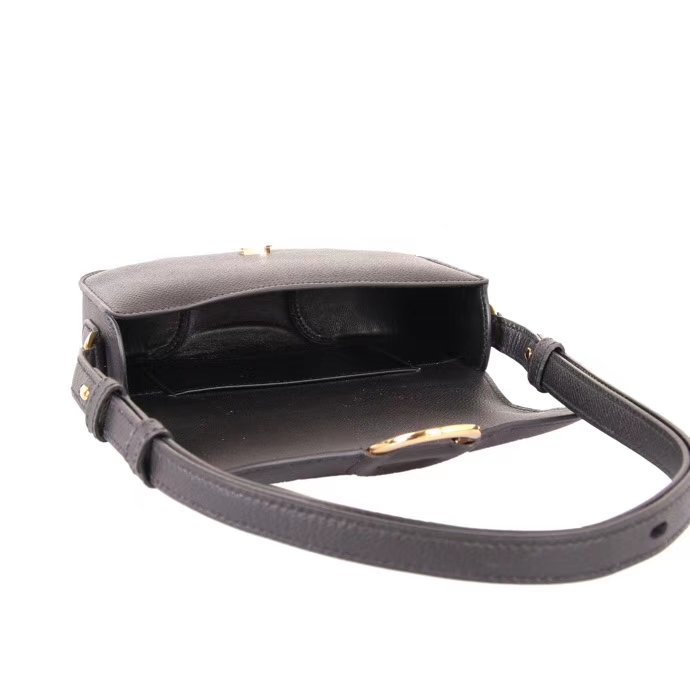 Hermès（爱马仕）MIDI 挎包 黑色 epsom皮 金扣 18cm