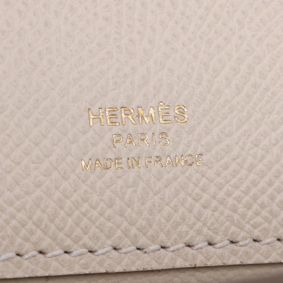 Hermès（爱马仕）kelly  cut  奶昔白 金扣 EP