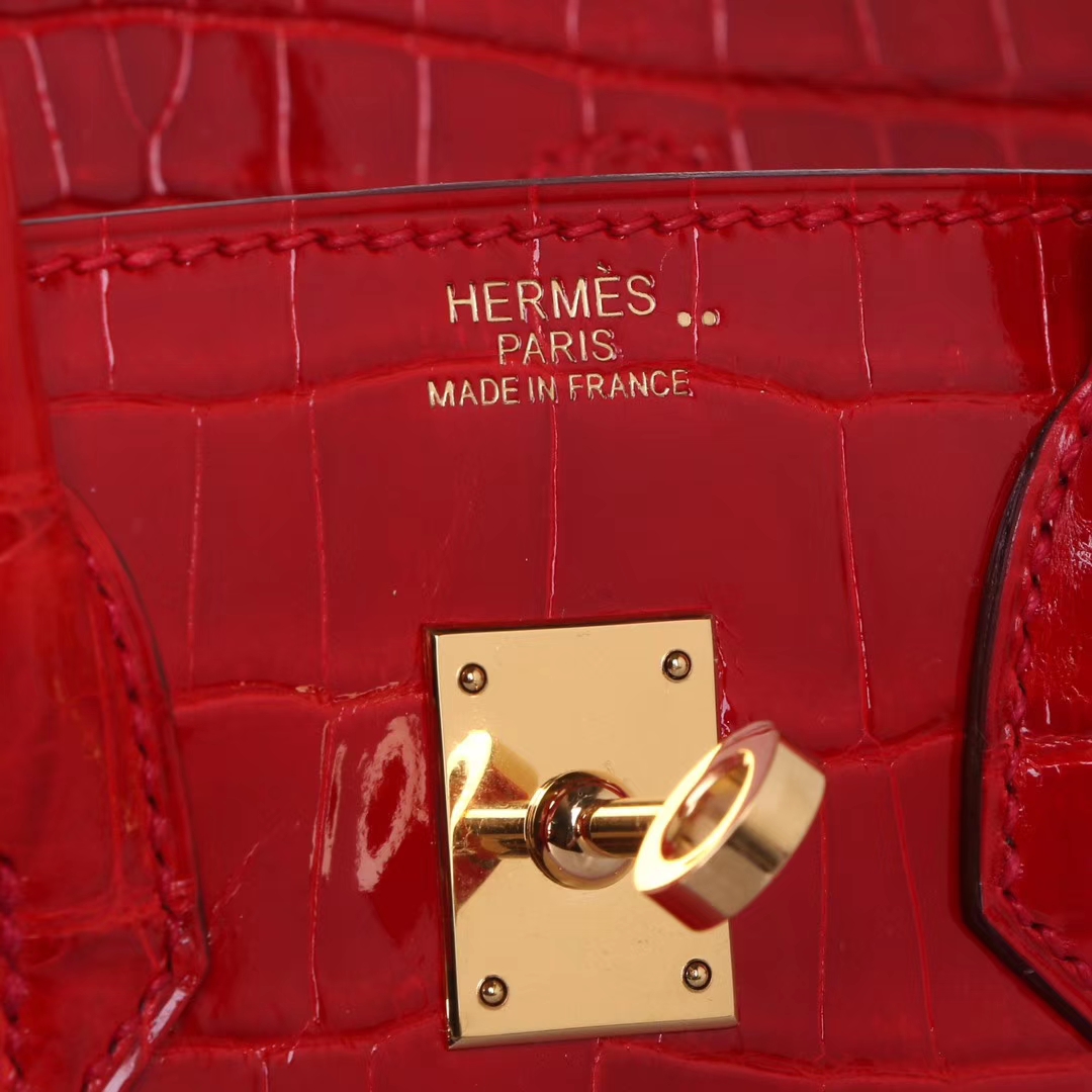 Hermès（爱马仕）Birkin 铂金包 法拉利红 亮面鳄鱼 金扣 30cm