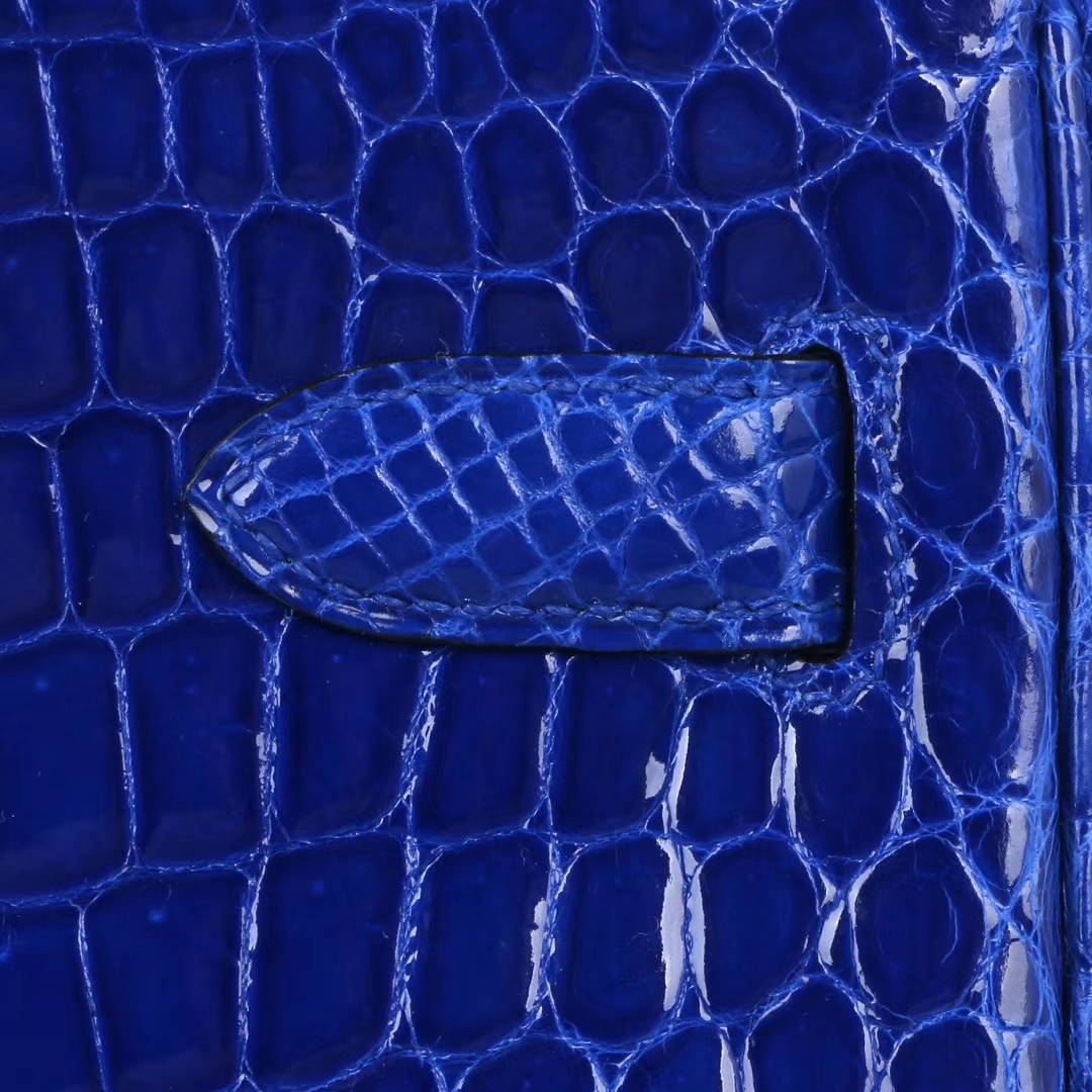 Hermès（爱马仕）Birkin 铂金包 电光蓝 亮面鳄鱼 金扣 30cm