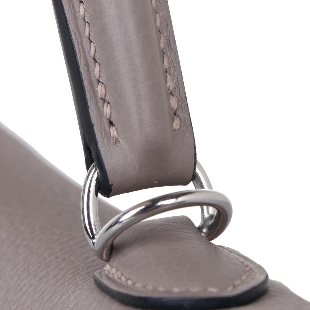 Hermès（爱马仕）Kelly  凯莉包 沥青灰 togo 银扣 25cm