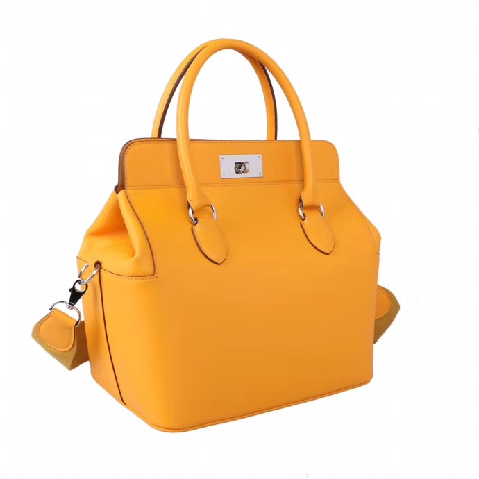 Hermès（爱马仕）Toolbox 牛奶盒 26银 太阳黄 swift