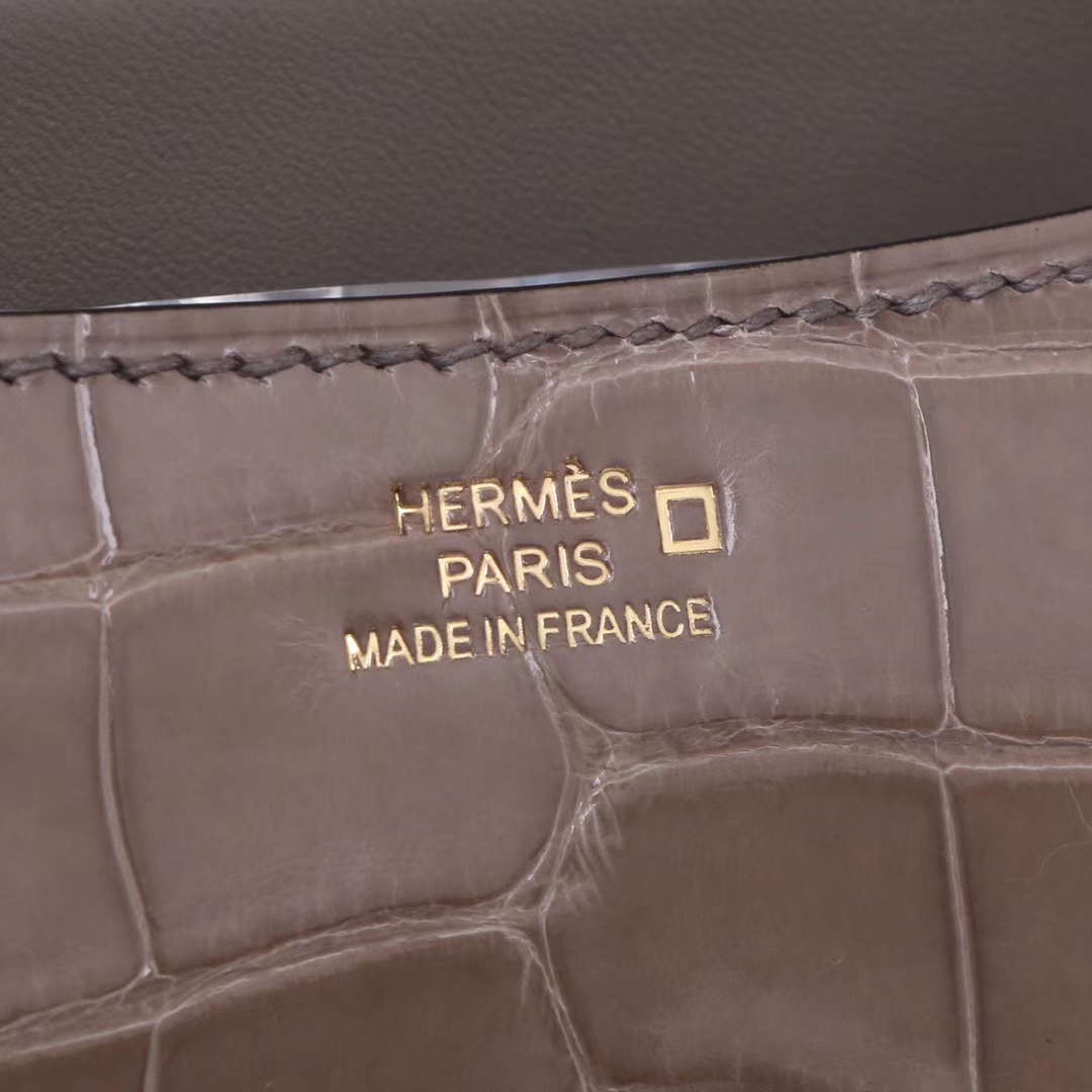 Hermès（爱马仕）Constace 空姐包 斑鸠灰 亮面鳄鱼 金扣 19cm
