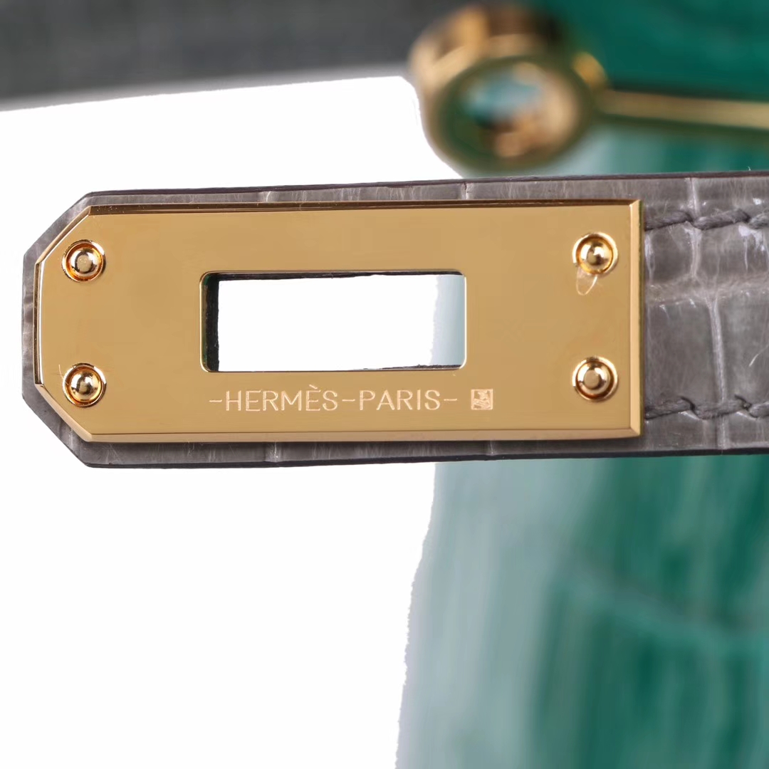 Hermès（爱马仕）Kelly 凯莉包 翡翠绿拼斑鸠灰 亮面鳄鱼 金扣 25cm