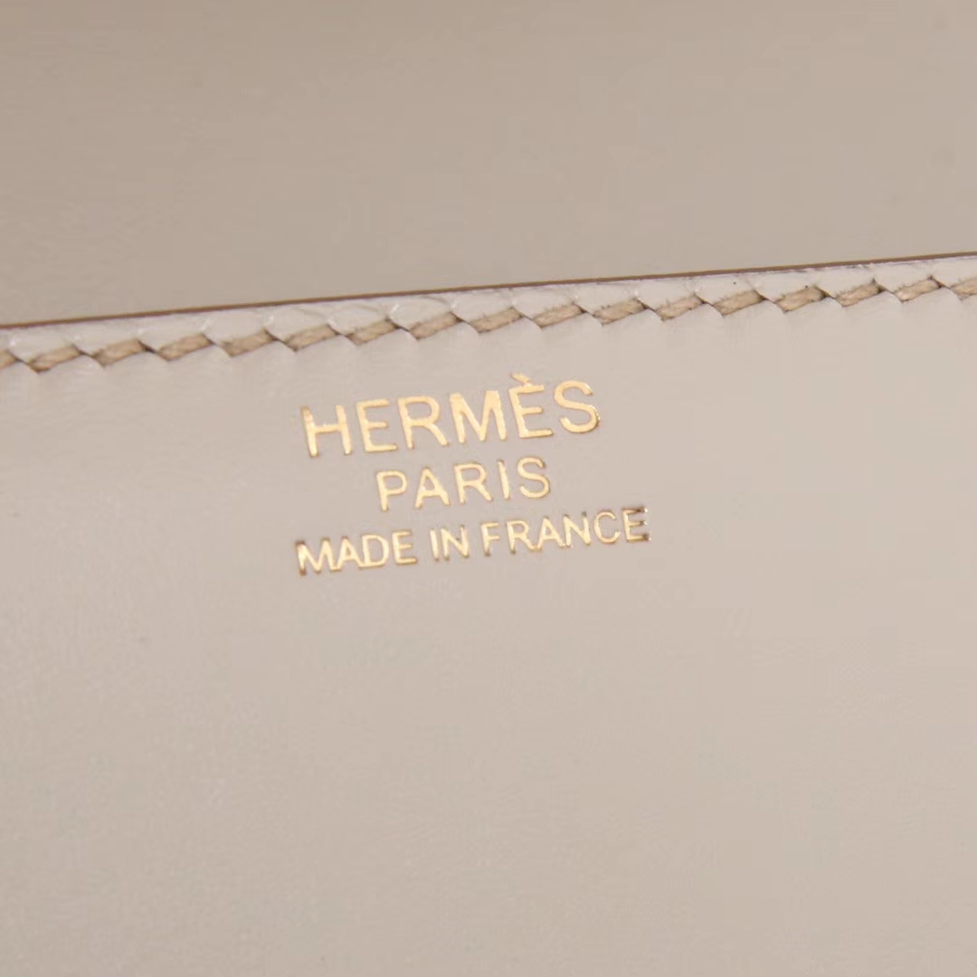 Hermès（爱马仕）Midi 挎包 1F钻石灰 BOX皮 金扣 18cm