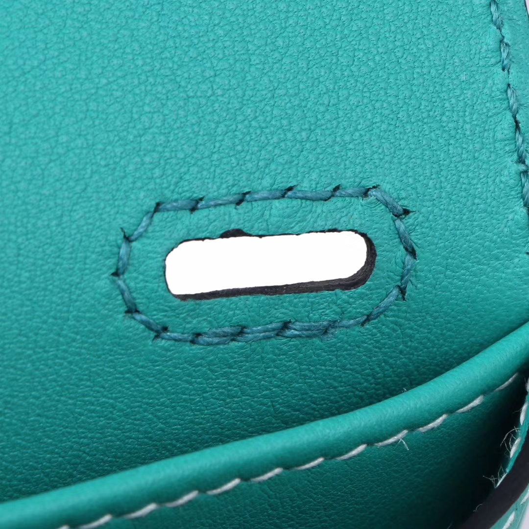 Hermès（爱马仕）Mini Halzan 维罗纳绿 swift皮 银扣 22cm