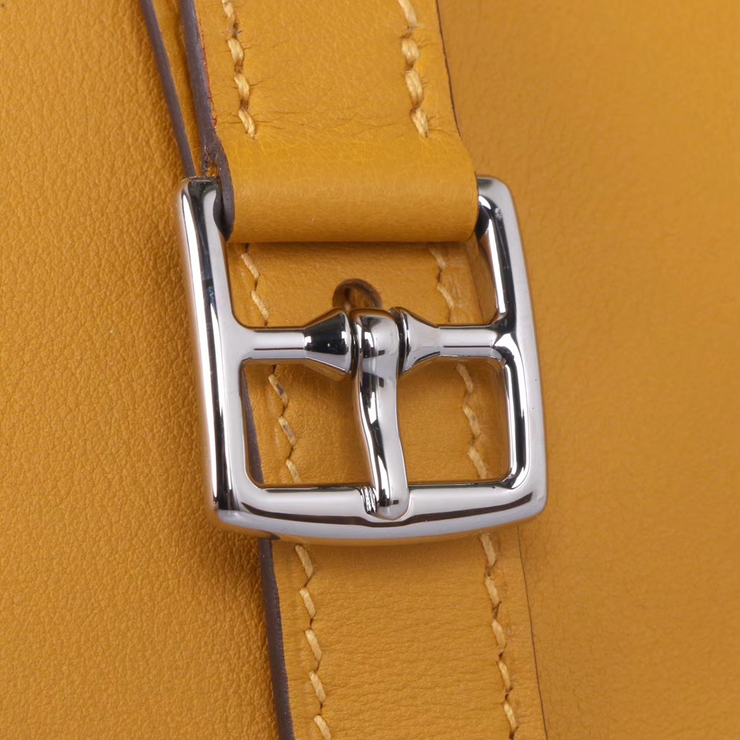 Hermès（爱马仕）Mini Halzan 琥珀黄 swift皮 银扣 22cm