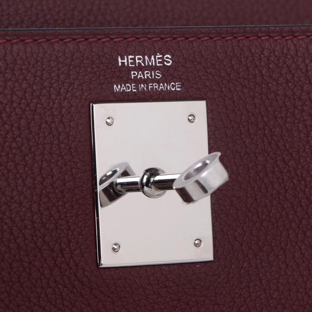 Hermès（爱马仕）Kelly 凯莉包 酒红色 TOGO 银扣 28cm