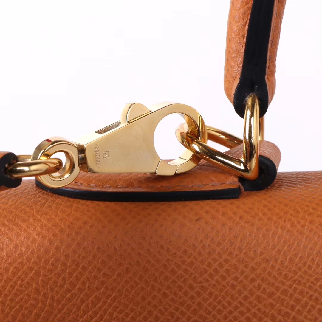 Hermès（爱马仕）Kelly 凯莉包 太妃金 Epsom皮 金扣 28cm