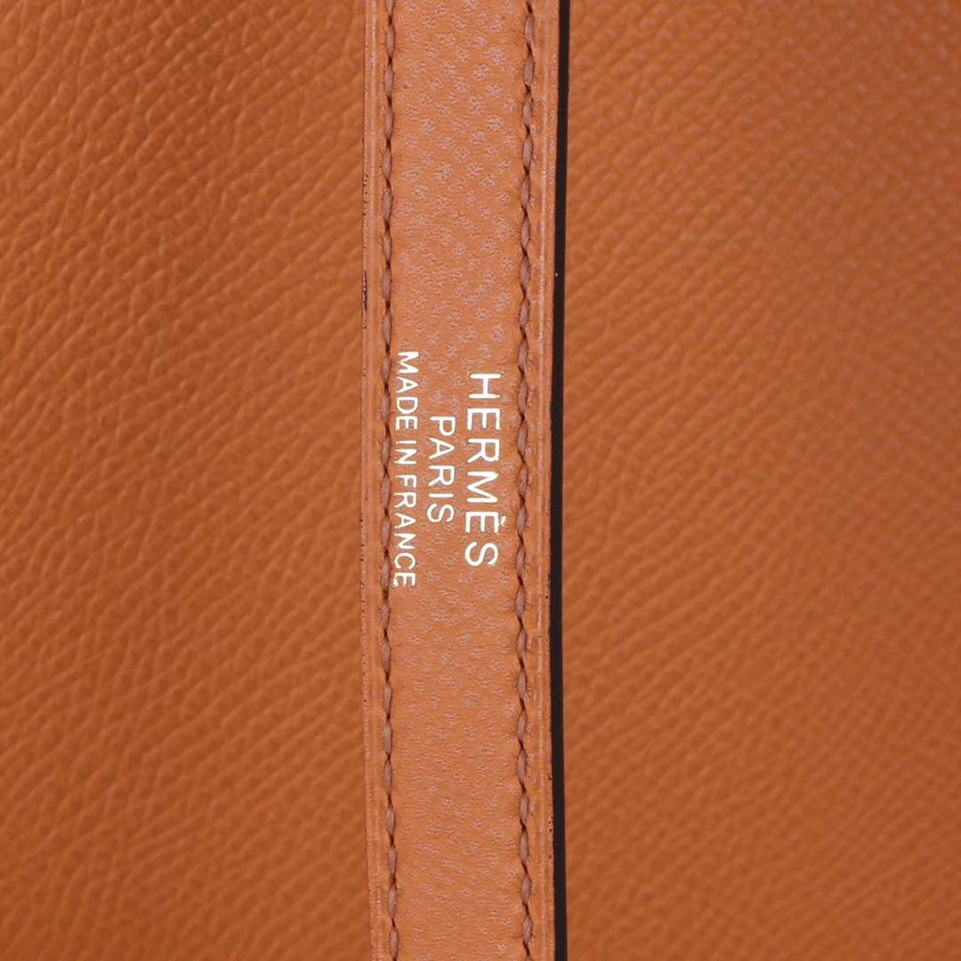 Hermès（爱马仕）Kelly 凯莉包 太妃金 Epsom皮 金扣 28cm