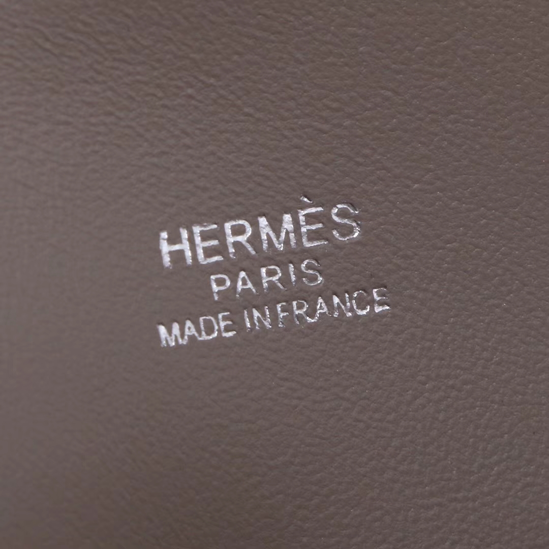 Hermès（爱马仕）Mini bolide 保龄球包 杏绿色 EV 金扣 18cm