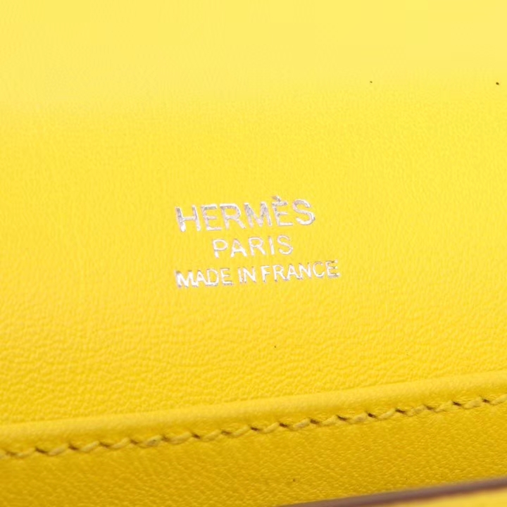 Hermès（爱马仕）roulis 猪鼻包 鹅蛋黄 EV皮 银扣 19cm