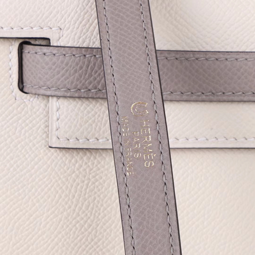 Hermès（爱马仕）Kelly 凯莉包 奶昔白拼沥青灰 EP皮 金扣 25cm