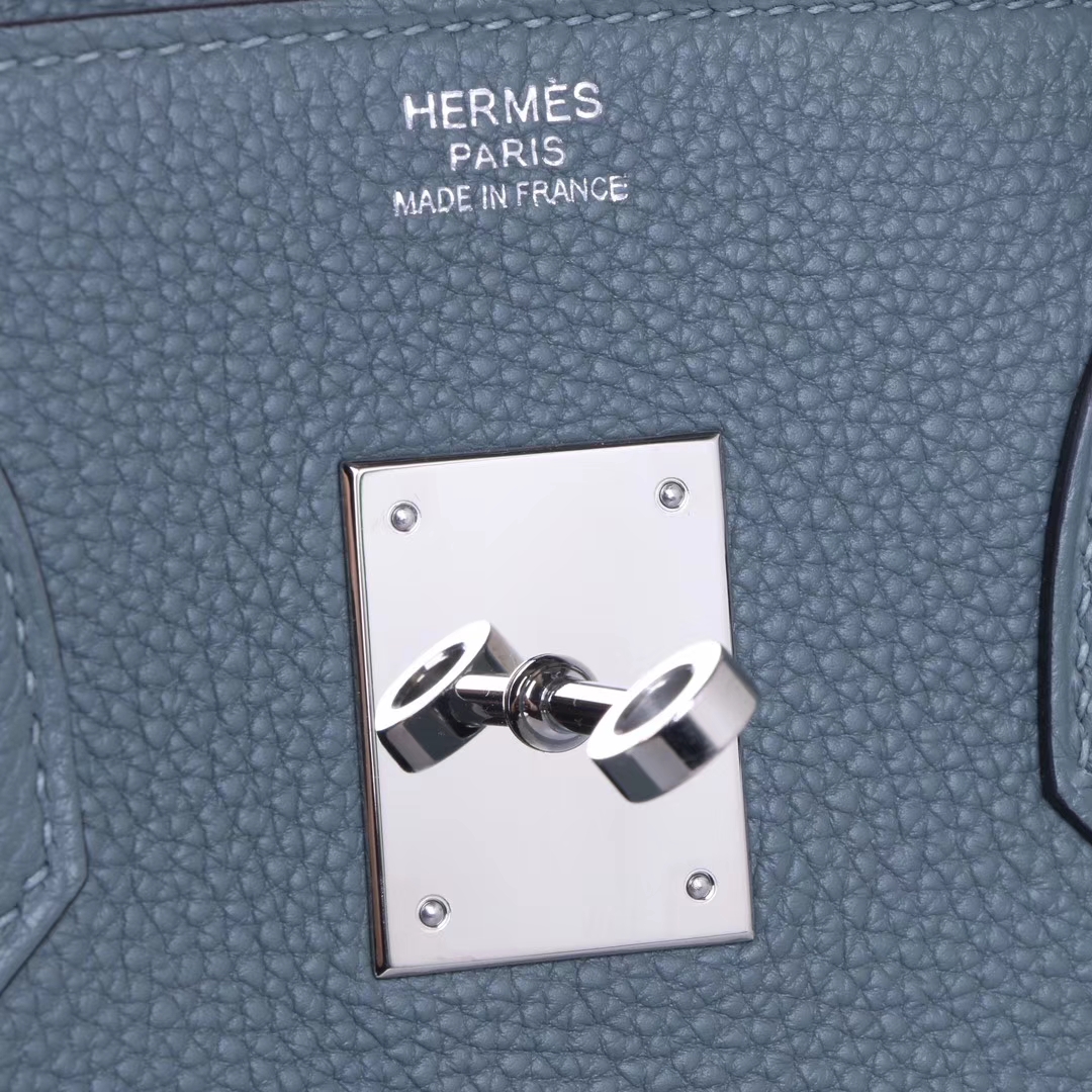 Hermes（爱马仕）Birkin 铂金包 杏仁绿 Swift皮 银扣 30cm