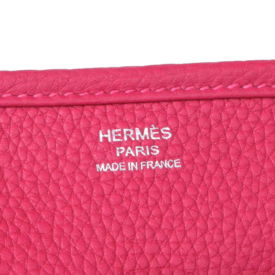 Hermès（爱马仕）Evelyne 伊芙琳 极致粉 Togo 银扣 28cm