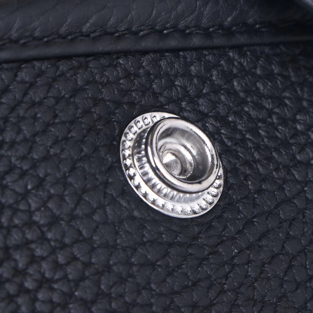Hermès（爱马仕）Evelyne 伊芙琳 黑色 Togo 银扣 28cm