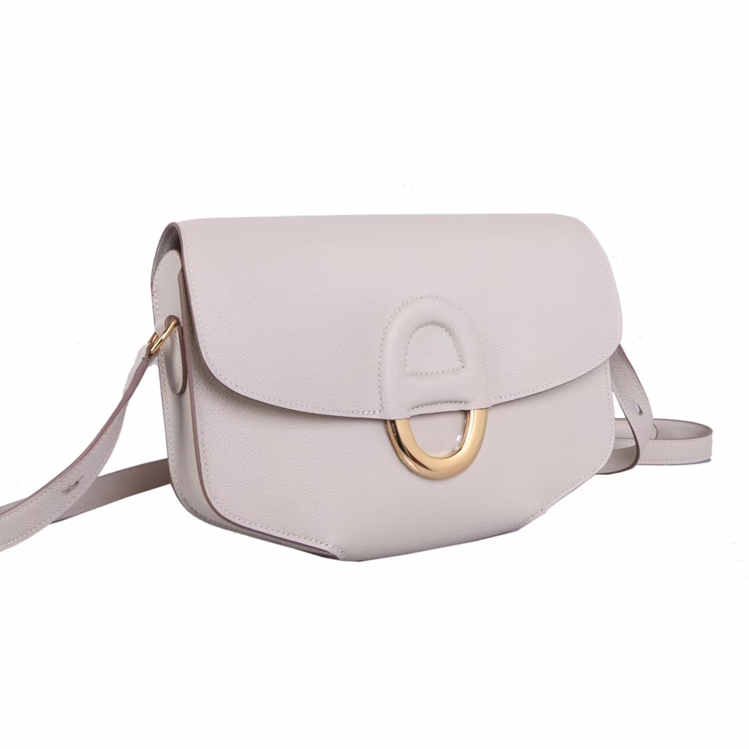 Hermès（爱马仕）MIDI 奶昔白 EV 银扣 25cm