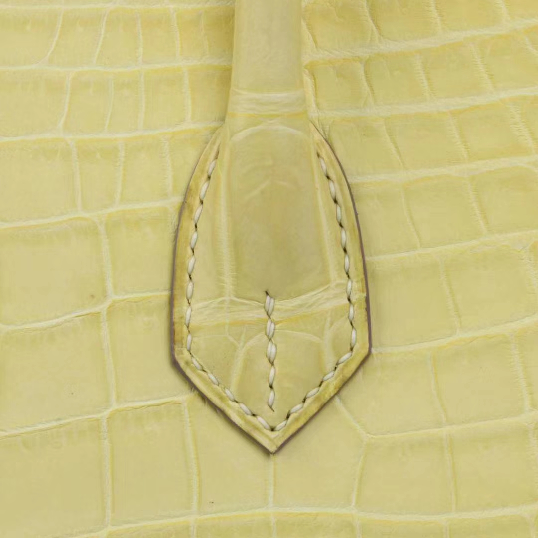 Hermès（爱马仕）Birkin 铂金包 柠檬黄 哑光鳄鱼 银扣 25CM