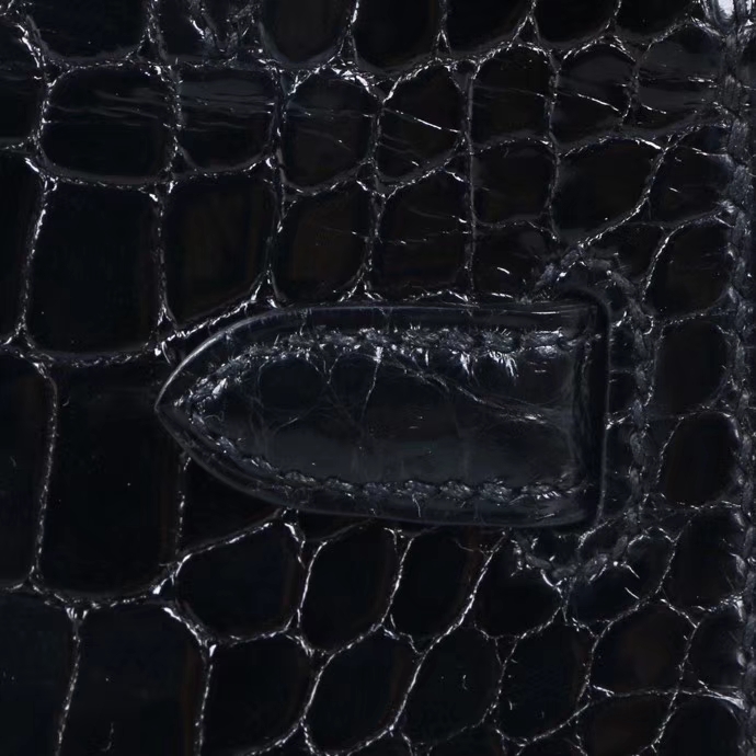 Hermès（爱马仕）mini kelly 一代 22cm 黑色 鳄鱼皮 银扣